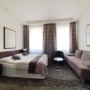 hotellátogatás