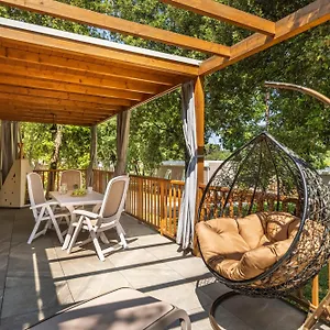 https://mobile-homes-porto-sole.in-istria.net