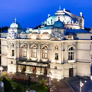 hotellátogatás