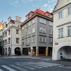 hotellátogatás