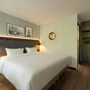 Отель Campanile & Restaurant Zuid-oost